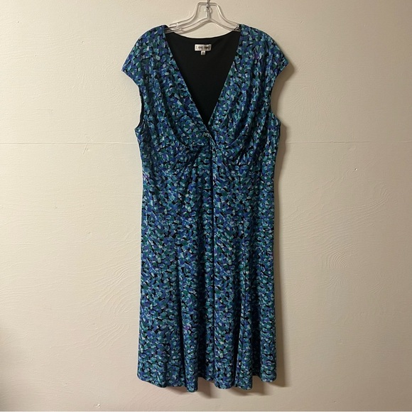 Jones Studio Dresses & Skirts - Jones Studio Blue Artsy Abstract Dress Babydoll Size 18W Sleeveless Career